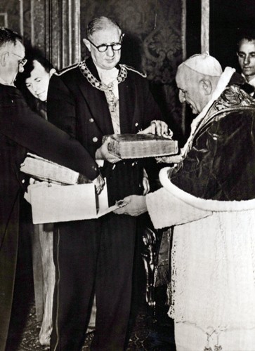 Charles gaulle pope juan - de,