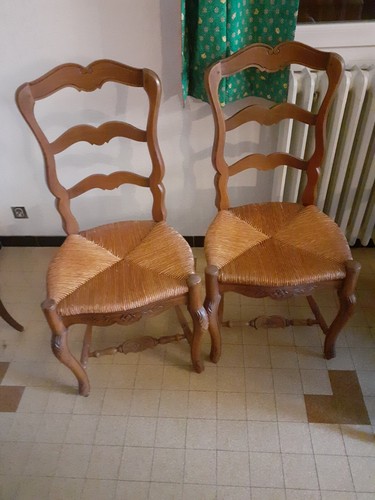 Chaises provençales en - 4,