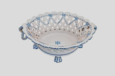 Coupe en faïence ajourée
