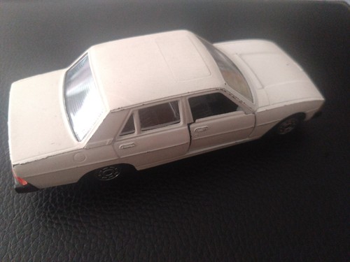 Peugeot 604 blanche jet - peugeot,