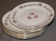 6 assiettes à dessert