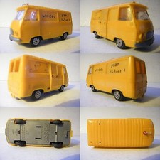 PETITE VOITURE JOUET J7 PEUGEOT NOREV PLASTIQUE ORANG CIRQUE PINDER JEAN RICHARD