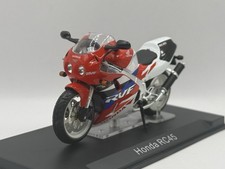 Honda RC45 1/24 IXO