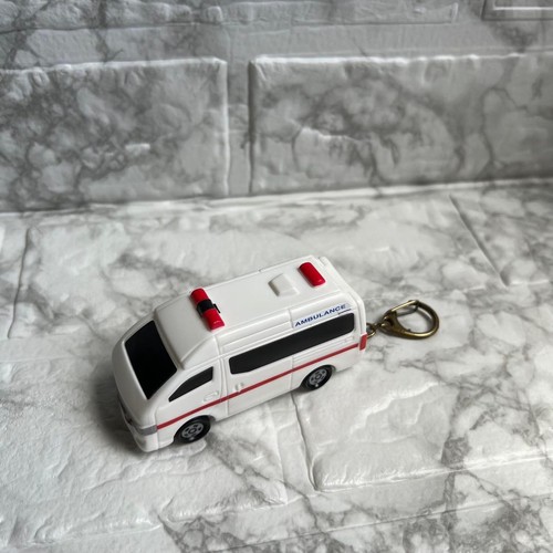 Porte clés ambulance caravane - porte-clés,