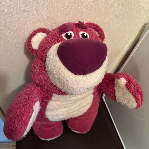 Peluche disney neuve avec - neuve,