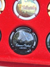 CAPSULE DE CHAMPAGNE OUDARD.E .RÉFÉRENCE 3 AN 2000