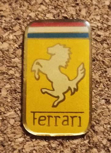 Pin ferrari cheval voiture - pin's,