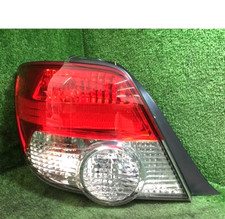 Feu arrière gauche d'origine