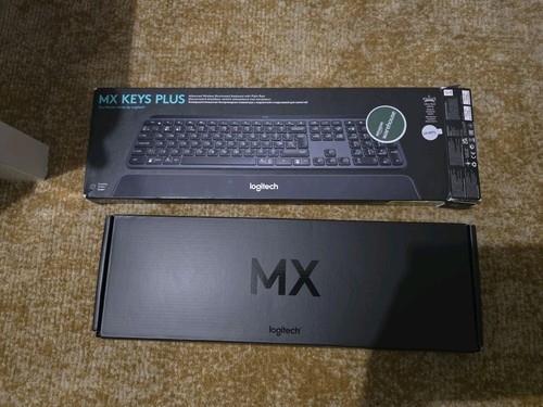Logitech keys plus - logitech,