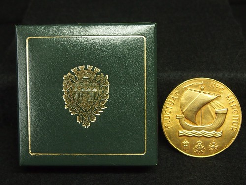 Medaille doré m - doré, m.delannoy