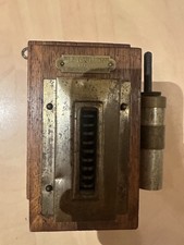 Ancien Allumoir Électrique Ou Pyrogène Chêne Et Laiton  No Briquet
