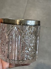 Pot en cristal taillé monture