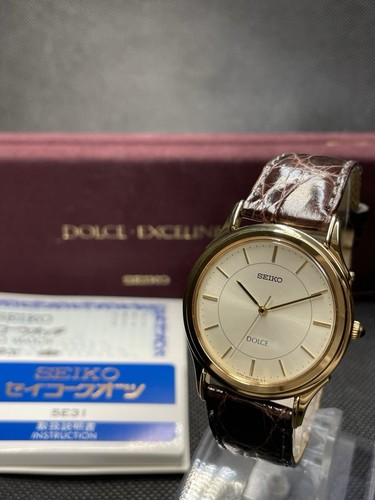 Presque comme neuve montre - [presque,