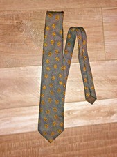 luxueuse cravate soie grise