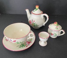 Demi-porcelaine Luneville K&G réverbère déjeuner theiere, coquetier, pot couvert