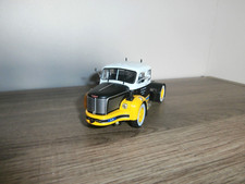 1/43e TRACTEUR DE SEMI 