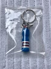 Ancien porte-clés publicitaire Flacon de Domestos. Nettoie et désinfecte à fond.