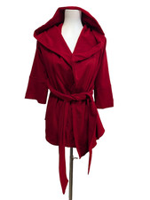 Gilet Fluide Rouge à Capuche