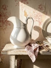 Pichet broc de toilette en