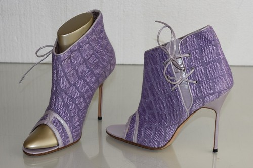 1895 new manolo blahnik lilac - $1895,