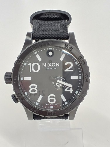 Nixon quartz analog wristwatch - analog,