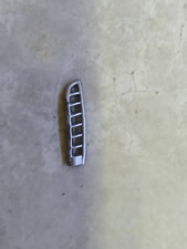 1/18 Grille latérale droite Renault Dauphine Norev