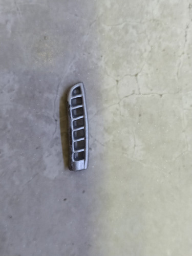 Grille latérale droite - 1/18,