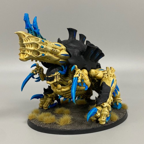 Miniature tyranides exocrine - tyranides,