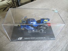 moto miniature yamaha YZR-M1 Valentino rossi, 2004,occasion