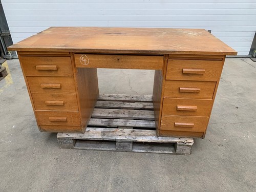 Ancien bureau ministre - ,