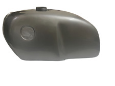 RÉSERVOIR D'ESSENCE EN ACIER