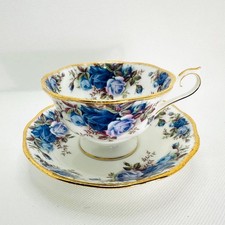 Soucoupe tasse Royal Albert