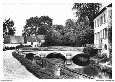 ASZP15-0995-02 - CONDE-EN-BRE - Ponts sur le SURMELIN