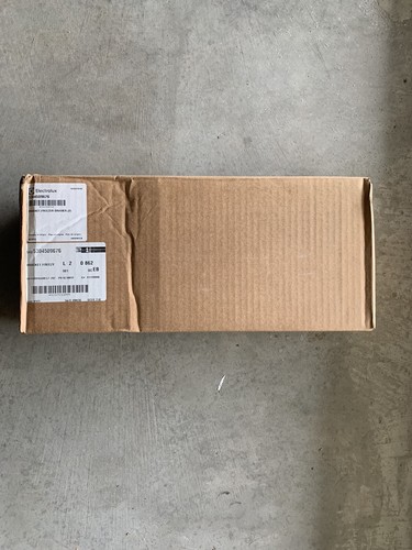 New frigidaire refrigerator - new,