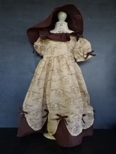 Robe pour poupée ancienne de