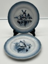 Deux Assiettes à Dessert