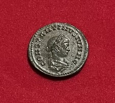 Constantin II, follis ou nummus, BEATA TRANQVILLITAS, atelier de Lyon (3,07g).