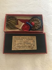 Militaria ? cocarde drapeau 2