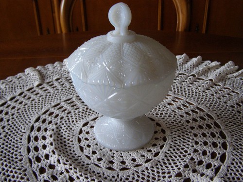 Ravissant pot couvert opaline - ravissant,
