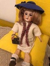 poupée unis 35cm , taille