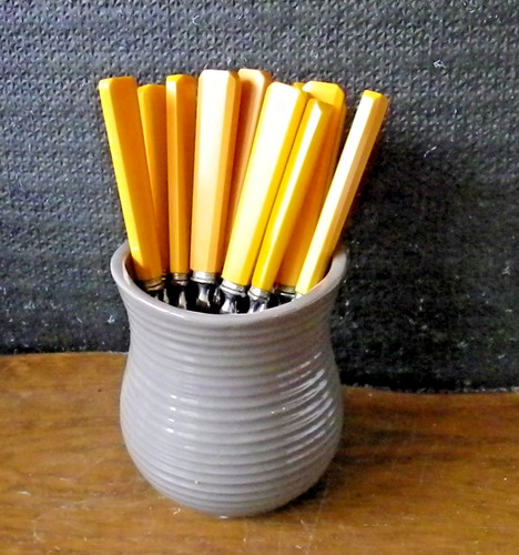 Lot fourchettes à - de,