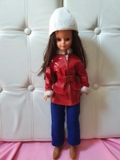 Poupée Cathie Bella en tenue