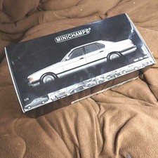 Voiture miniature Minichamps