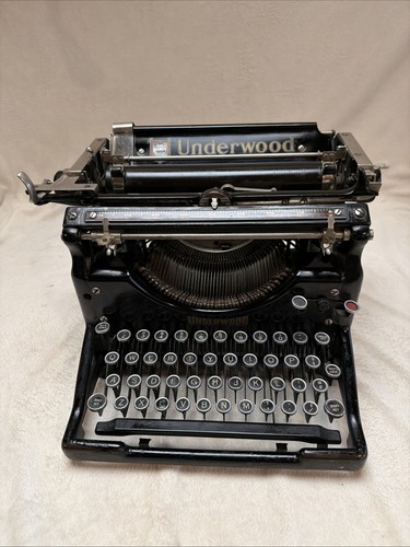 Antique 1920s underwood - 1920s,