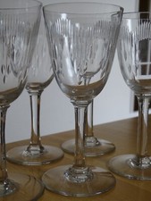 BACCARAT 6 ANCIENS VERRES A VIN EN CRISTAL MODELE MOLIERE ht 13,5 cm
