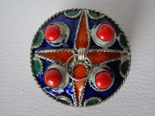 Boite berbère vintage métal