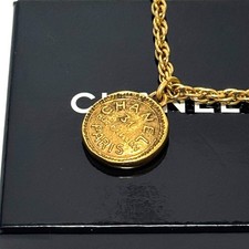 Collier pièce vintage CHANEL