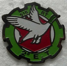 PIN'S MILITAIRE DU 2 ESCADRON DE TRANSPORT DU 516 REGIMENT DU TRAIN