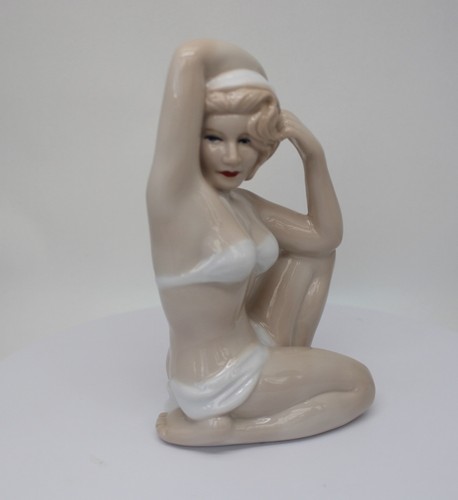 Figurine baigneuse pin - figurine, sexy