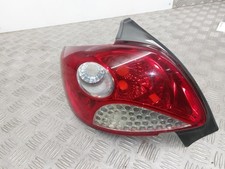 Feu arriere principal gauche